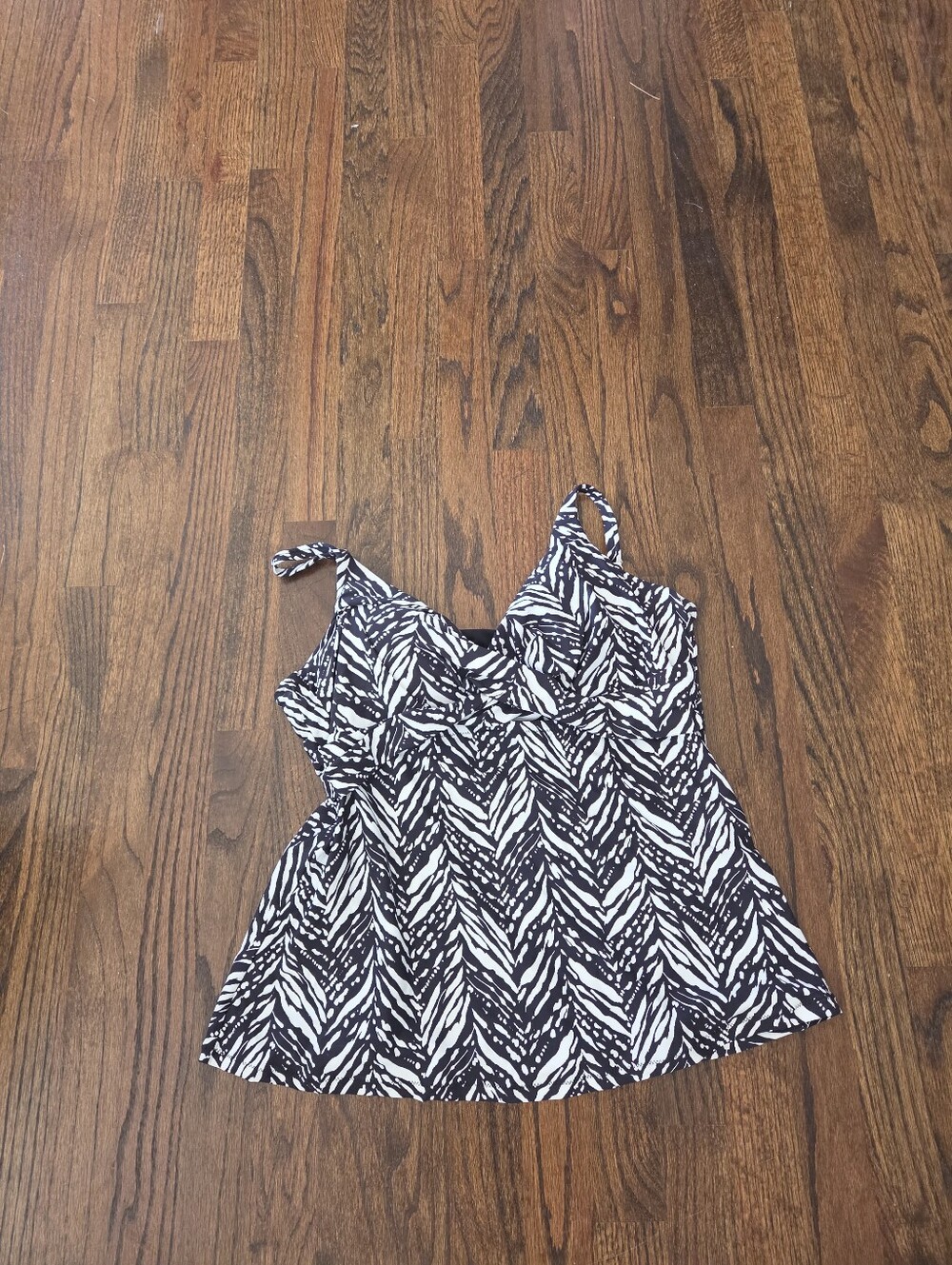 Women's Leilani Bathing Suit Top Size 18W.